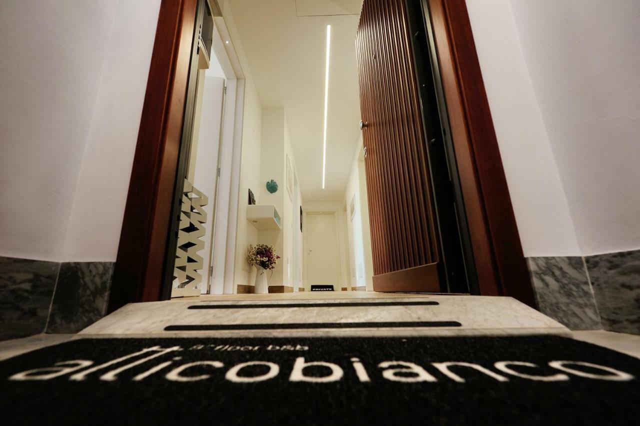 Atticobianco B&B Кальяри Экстерьер фото